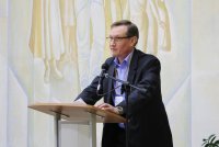 Создать мем Доктор Вадик шоколадик