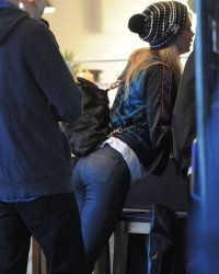 Создать мем Cara Delevingne - Джинсы