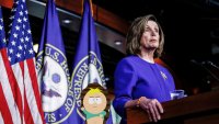 Создать мем PELOSI