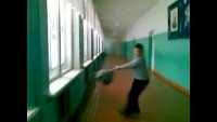 Создать мем В стекло не попади