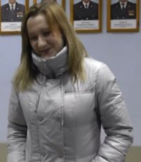 Создать мем Кировчанка по имени Анна