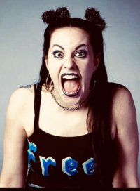 Создать мем Daffney