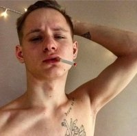 Создать мем Илюшка