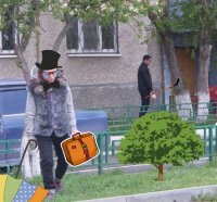 все уезжаю из этой страны токо вот ещё разок в аптеку схожу, Мем MrEbanko - Будни