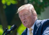 Создать мем Трамп