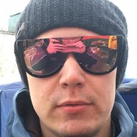 Создать мем Валерий Славнокапустный на мотороллере апрель 2010