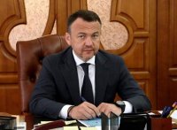 Создать мем Чиновник