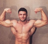 Создать мем Герой
