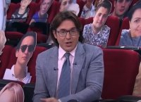 Создать мем Малахов