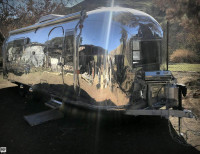 Создать мем Airstream