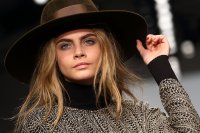 Создать мем Cara Delevingne