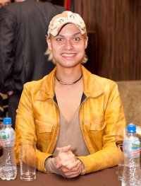 Создать мем Гоген Солнцев