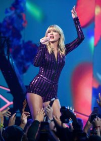 Создать мем Taylor Swift