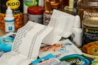 Создать мем Чек из иностранного магазина