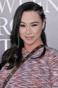 Создать мем Danielle harris