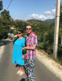 Создать мем Гоген Солнцев и новая жена