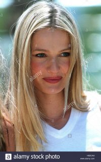 Создать мем Karen Mulder