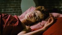 Создать мем Linda Hamilton