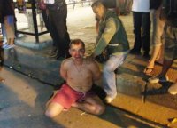 Создать мем Пьяный рускай турист в Таиланде