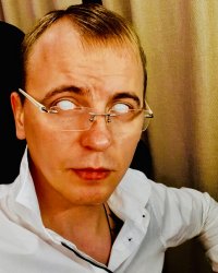 Создать мем Реутов Виталик