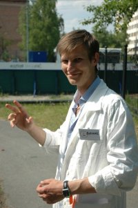 Создать мем Доктор Денис