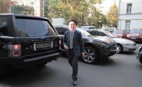 Создать мем Ц Элбэгдорж машина Олега Ляшко