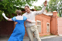Создать мем Хлопнет по попке