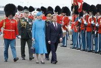 Создать мем Медведев Государственный визит в Данию 2010