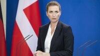 Создать мем Метте Фредериксен