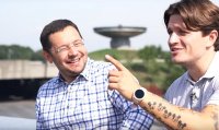 Создать мем Радость