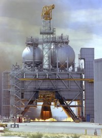 Создать мем Rocketdyne F-1