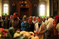 Создать мем Опять в храме