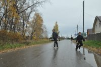 Создать мем Погнали в магазин