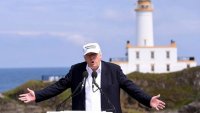 Создать мем Рыжий повелитель Трамп