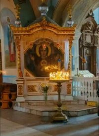 Создать мем В знаменском соборе
