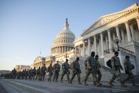Создать мем 20000 soldiers at US Capitol