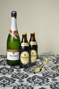Создать мем Шампанское и пиво