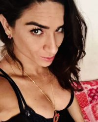 Создать мем Adriana