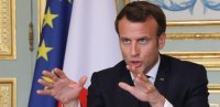 Создать мем Мануэль Макрон президент Франции
