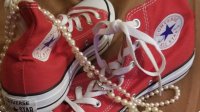  9. pearls go with everything. this is a southern must. i'm sure you can remember the first pair of pearls your momma gave you. theodysseyonline.com/true-southern-woman, Мем Pearls go with everything - a southern MUST