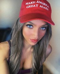  а кто сказал что здесь что-то плохо?, Мем Trump MAGA