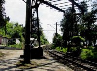 Создать мем Заброшенная железная дорога