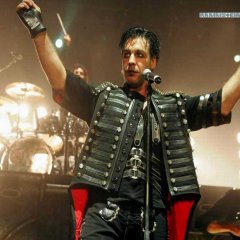 Это RAMMSTEIN детка