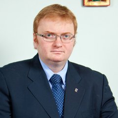 милонов - хуилонов