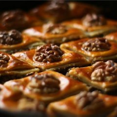 незаслуженная похвала