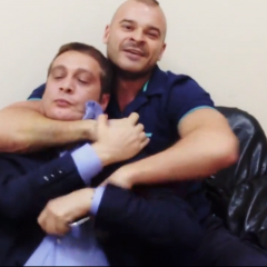 Ну не надо ну не стукай