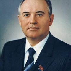 Горбачев