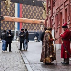 в одном фото