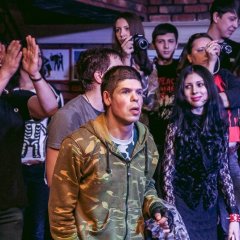 азат