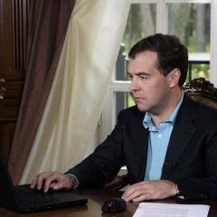 димон
